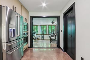 Valley Ridge Dr-2805-021.jpg