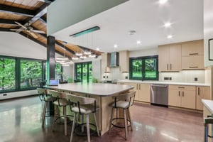 Valley Ridge Dr-2805-024.jpg