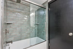 Valley Ridge Dr-2805-035.jpg