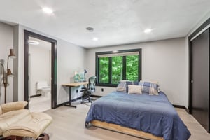 Valley Ridge Dr-2805-036.jpg