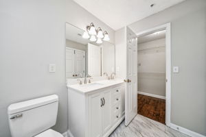 Primary Bedroom Closet