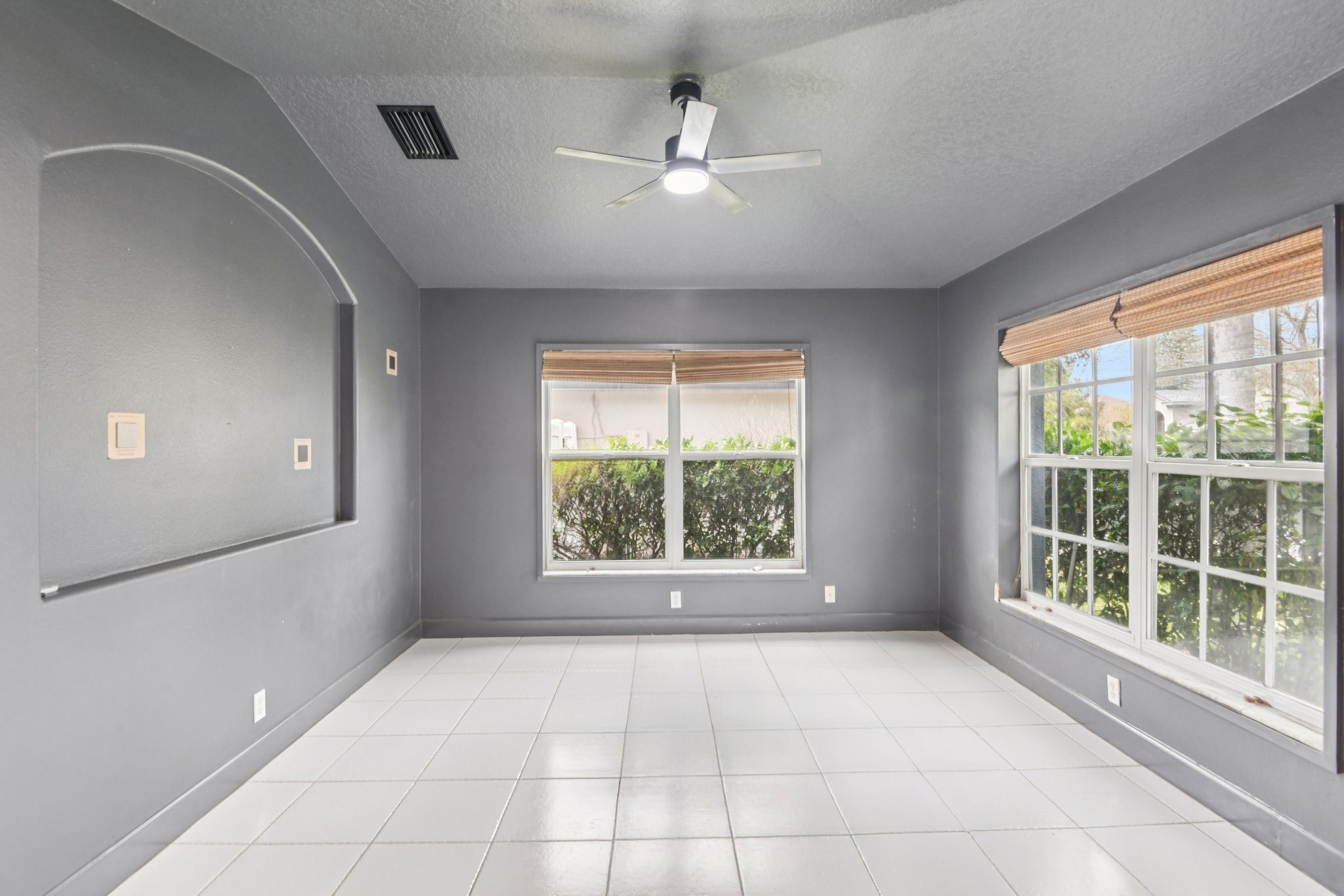 - 1266 Paradise Lake Dr-S1501-002.jpg