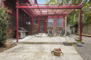  Photo 40