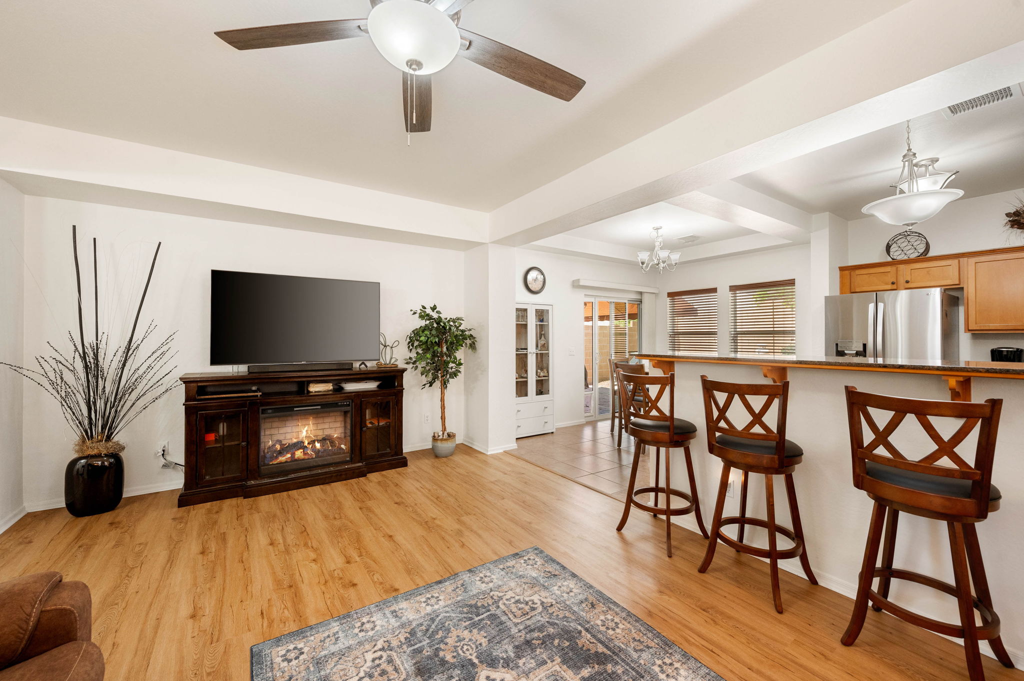 Living Room (3)