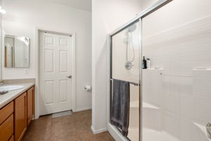 Primary Bathroom (2)