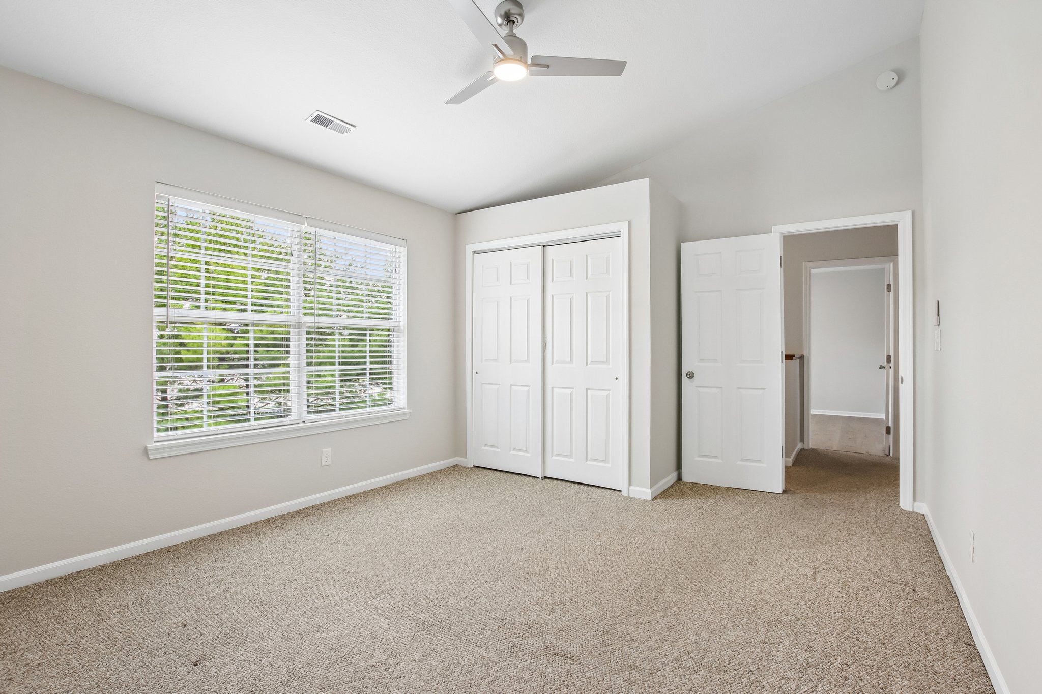 Mead Ct-S2106-016.jpg