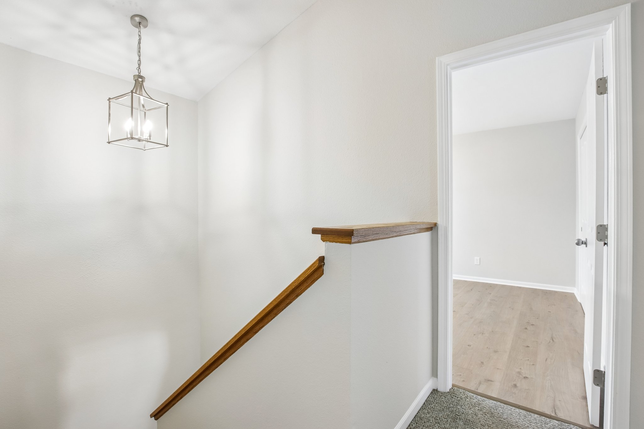 Mead Ct-S2106-027.jpg