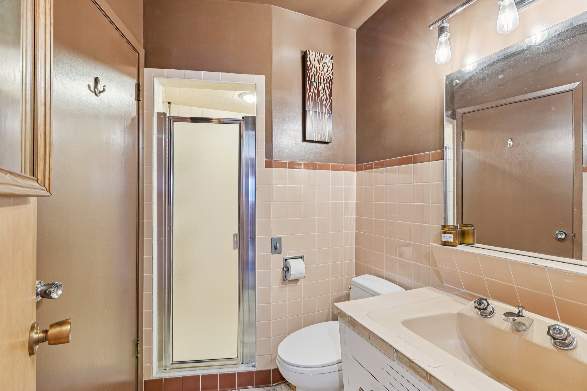 Beach Dr-S2701-042.jpg