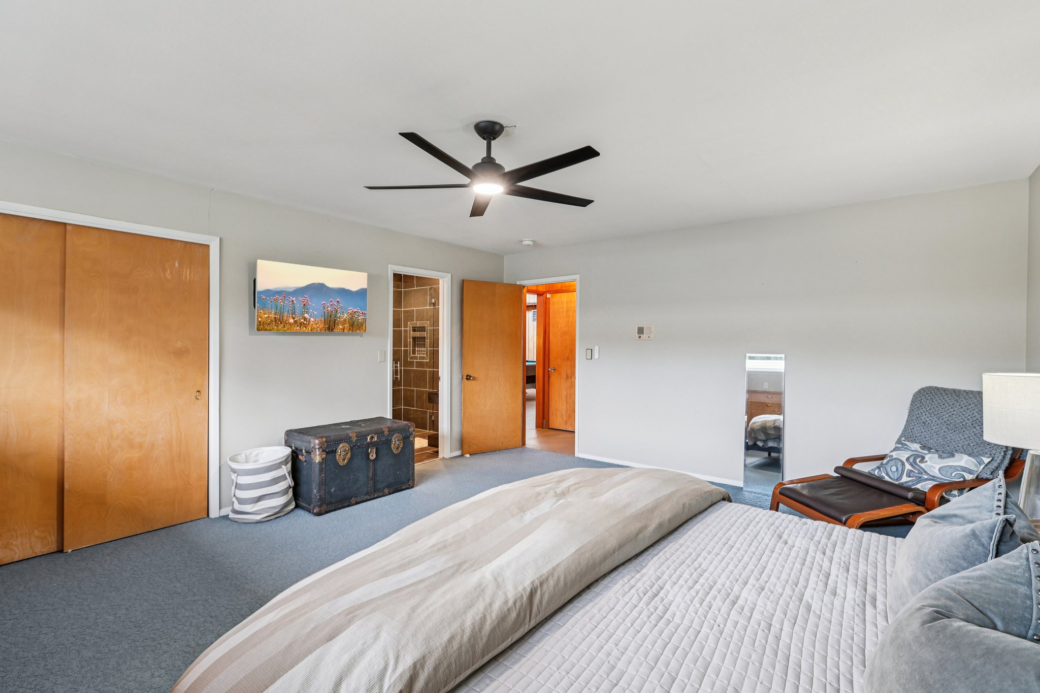 Beach Dr-S2701-047.jpg
