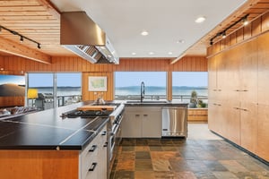 Beach Dr-S2701-033.jpg