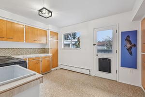 Beach Dr-S2701-043.jpg
