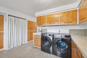 Beach Dr-S2701-044.jpg