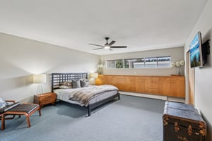 Beach Dr-S2701-046.jpg