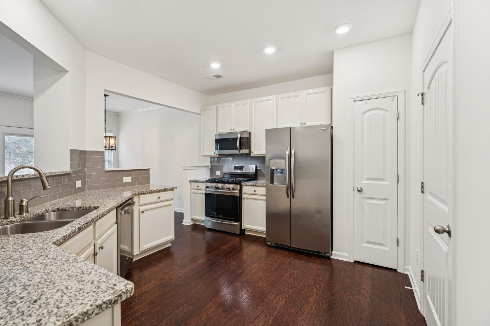 Local_Flavor_films-1267 Elderwood Way, Cumming, GA 30041-131.jpg