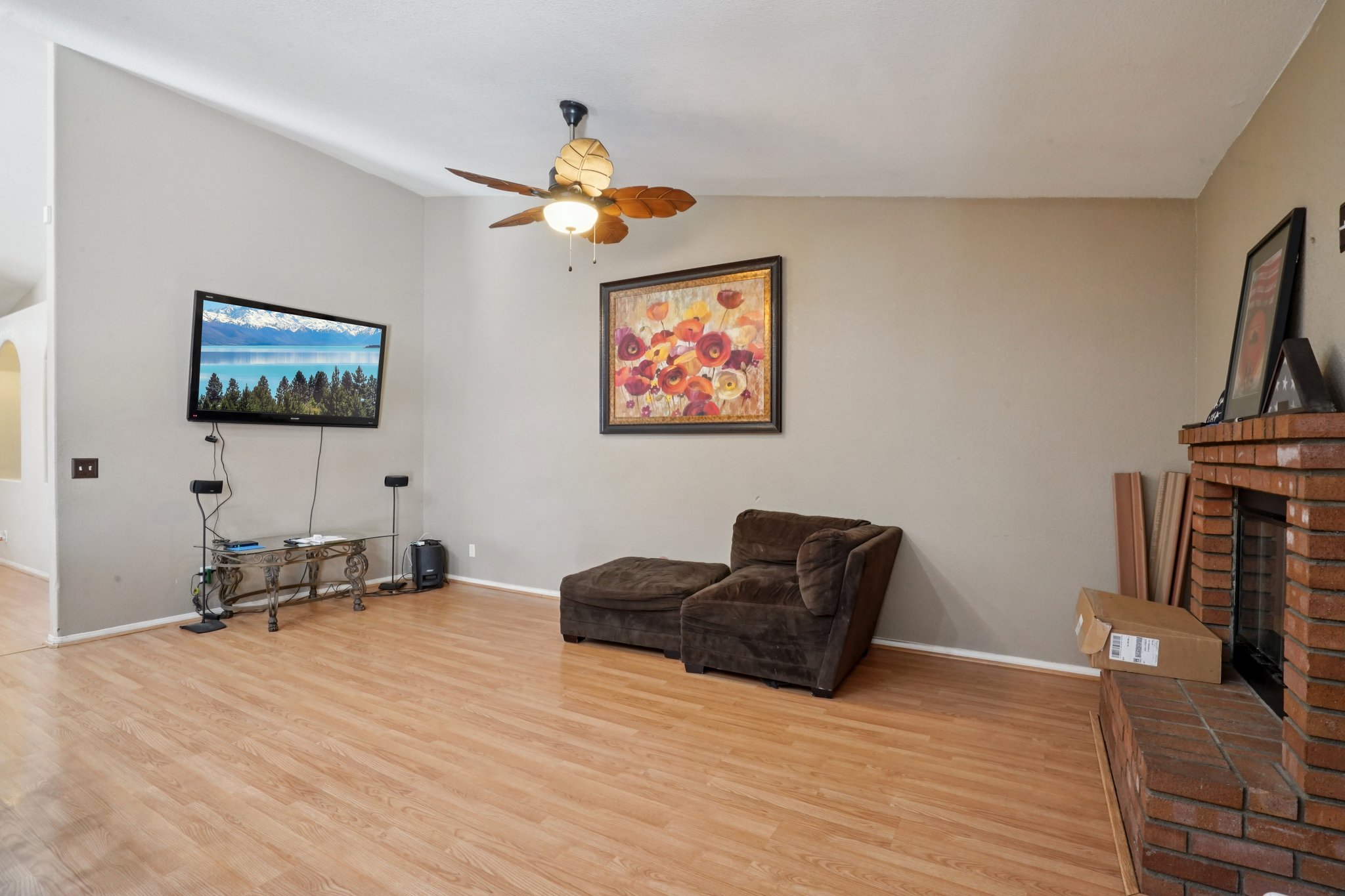 Shorewood Ln-1206-005.jpg