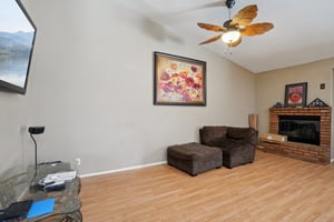 Shorewood Ln-1206-006.jpg