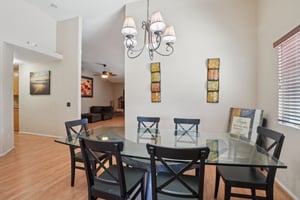 Shorewood Ln-1206-008.jpg
