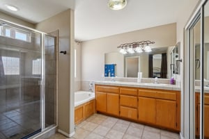 Shorewood Ln-1206-024.jpg