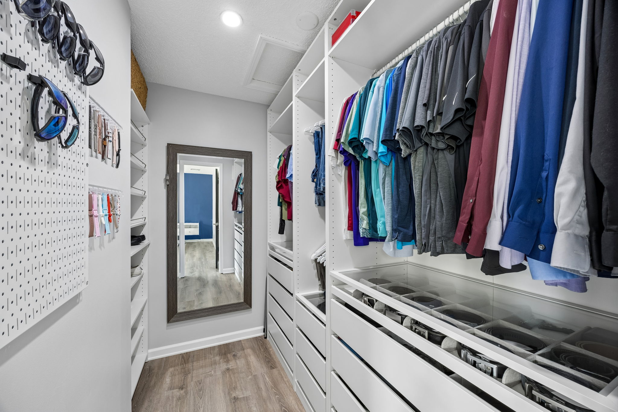 Primary Bedroom Closet
