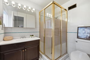 3/4 Bathroom