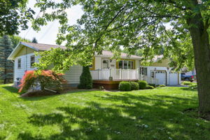  Photo 0