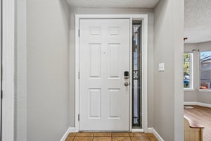 W 133rd Cir-S1005-006.jpg