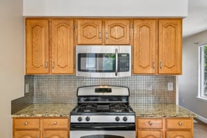 W 133rd Cir-S1005-020.jpg