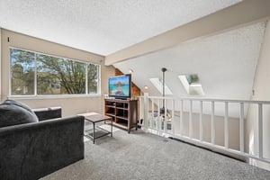 W 133rd Cir-S1005-030.jpg