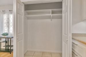 021_1269 Bouret Dr 1