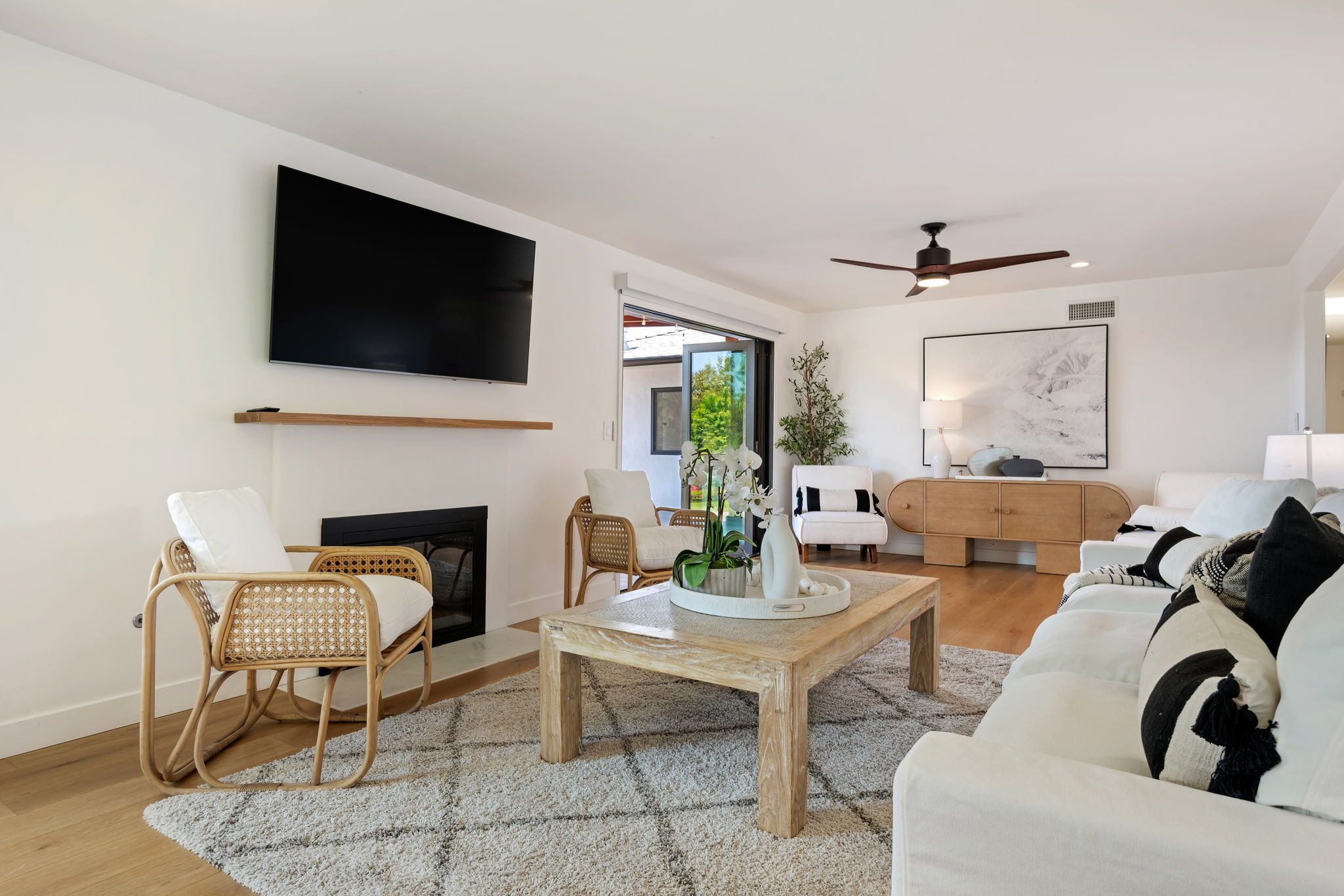 22-Living Room