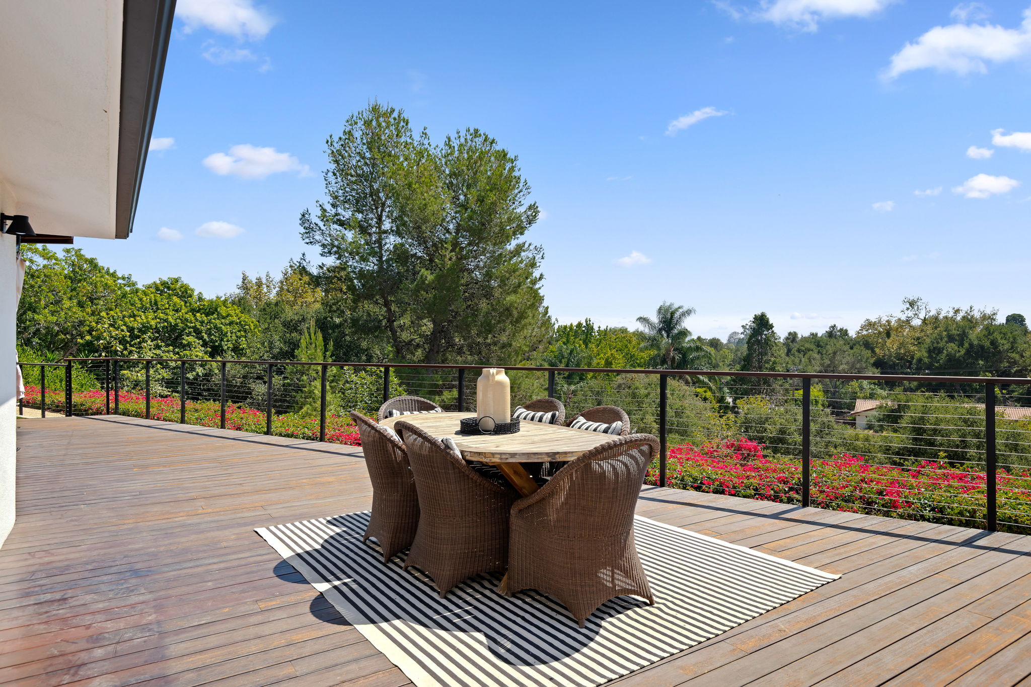 31-Side Deck