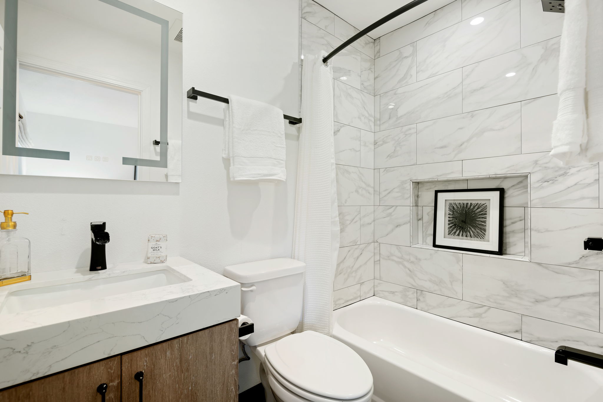42-Bathroom 3