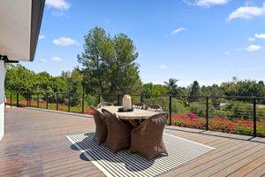 31-Side Deck