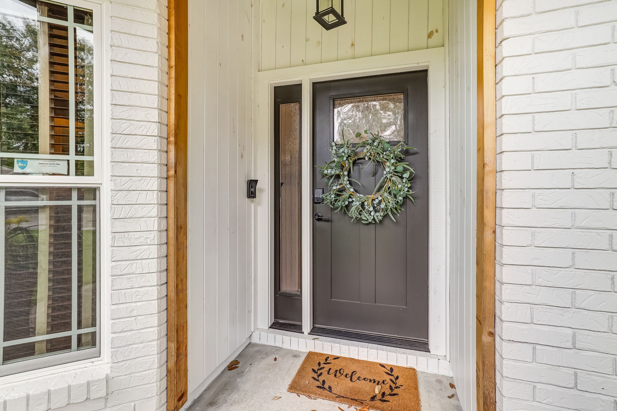 Front Entry Detail