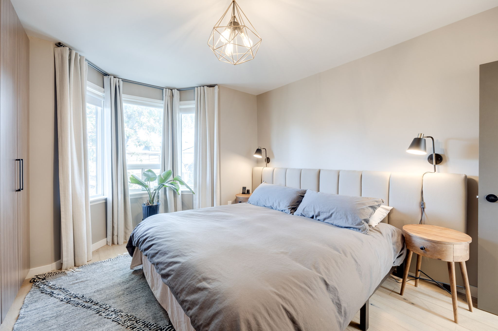 Toronto property showcase — delivered property photograph 19