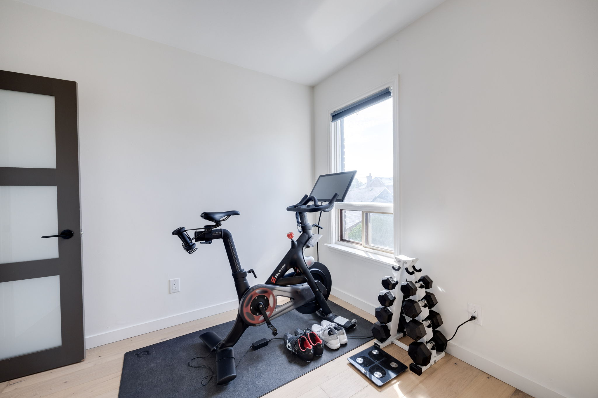 Toronto property showcase — delivered property photograph 25
