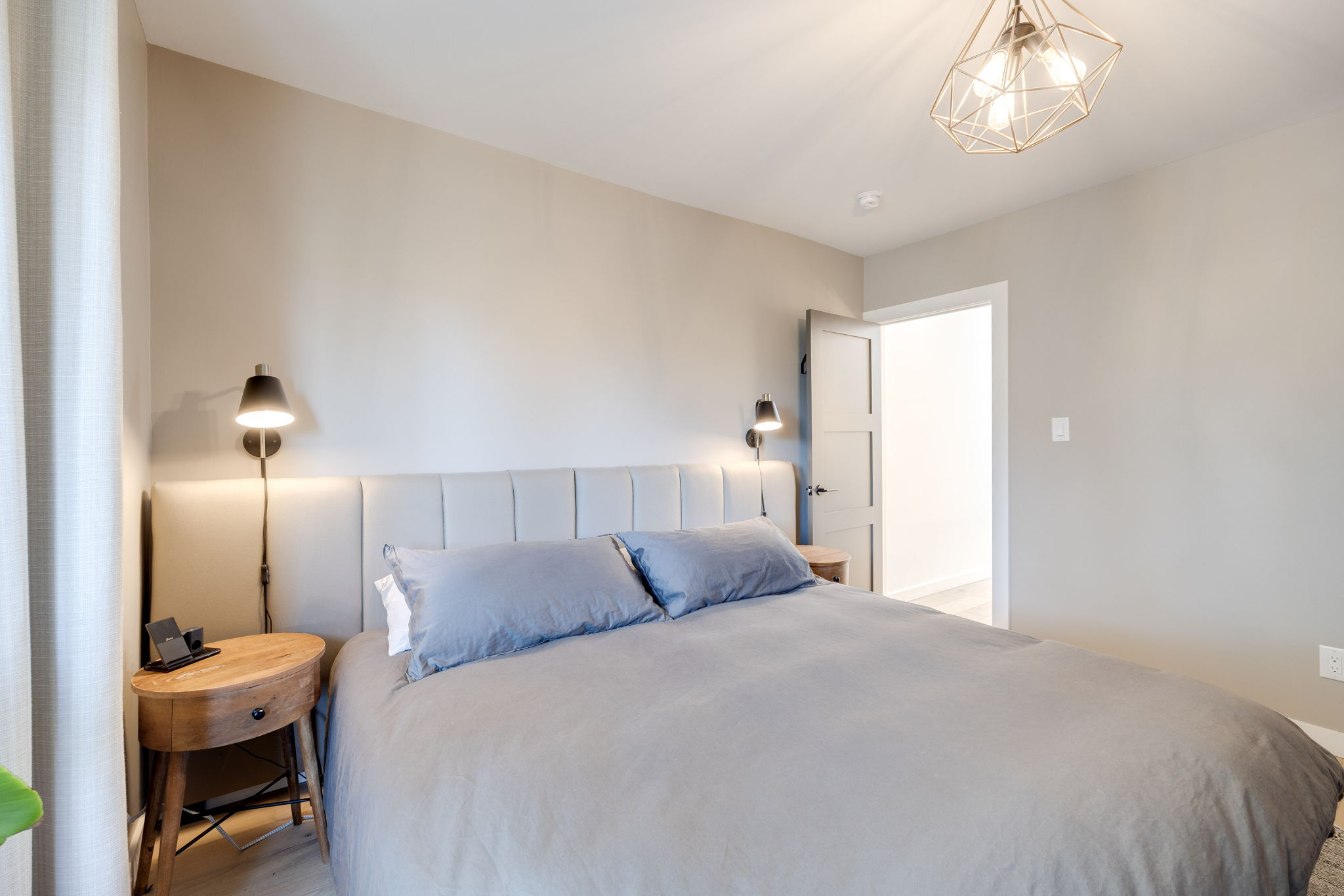 Toronto property showcase — delivered property photograph 20
