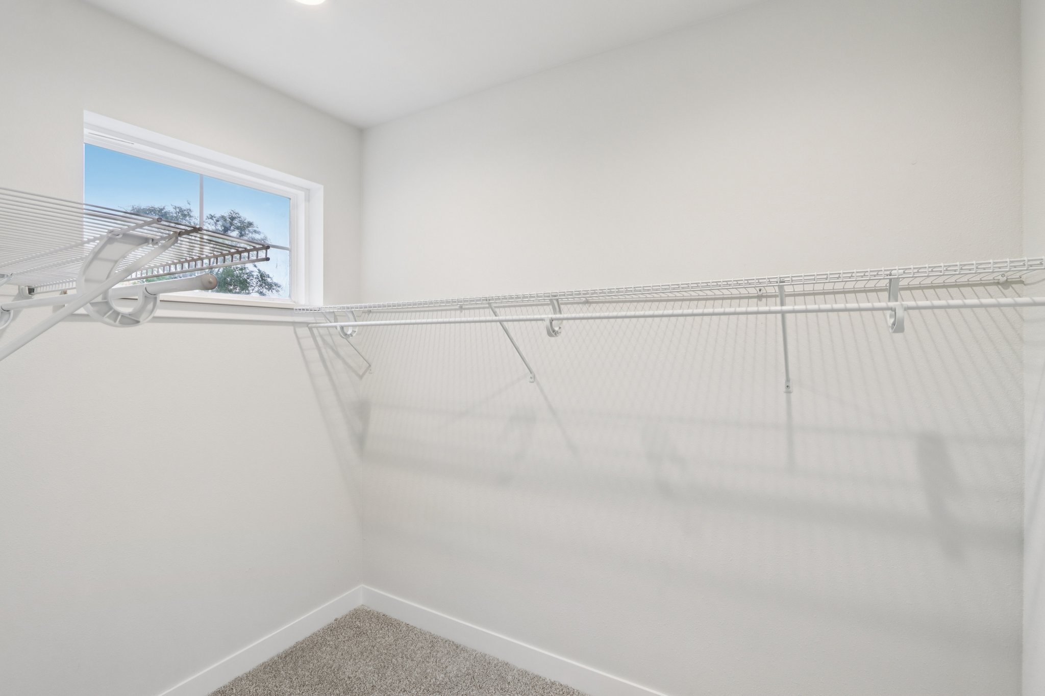 E Franklin St-S0111-047.jpg