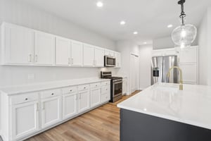 E Franklin St-S0111-015.jpg