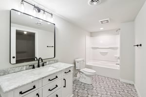 E Franklin St-S0111-031.jpg