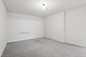 E Franklin St-S0111-033.jpg