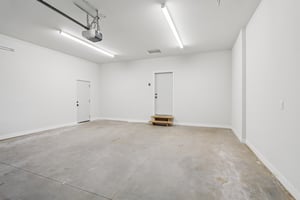 E Franklin St-S0111-035.jpg