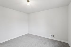 E Franklin St-S0111-038.jpg