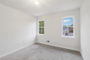 E Franklin St-S0111-040.jpg