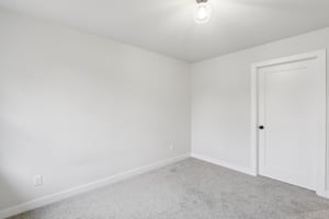 E Franklin St-S0111-041.jpg