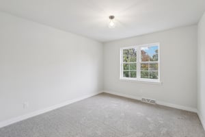 E Franklin St-S0111-043.jpg