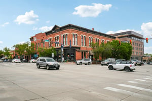E Saint Clair Ave-2105-901.jpg