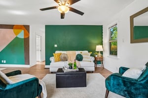 E Saint Clair Ave-S2105-007.jpg