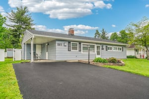 Elderberry Dr-003.jpg