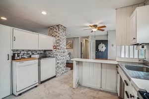 Elderberry Dr-018.jpg